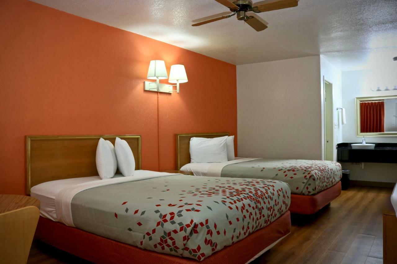 Heritage Inn & Suites El Dorado Zewnętrze zdjęcie